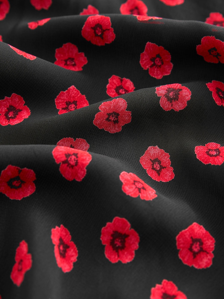 Schwarz/Blumenmuster - Langärmeliges Midikleid mit geradem Halsausschnitt - Bild 6 von 6