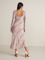 Rosa, Schlangenmuster - Langärmeliges Midikleid mit geradem Halsausschnitt - Bild 2 von 6
