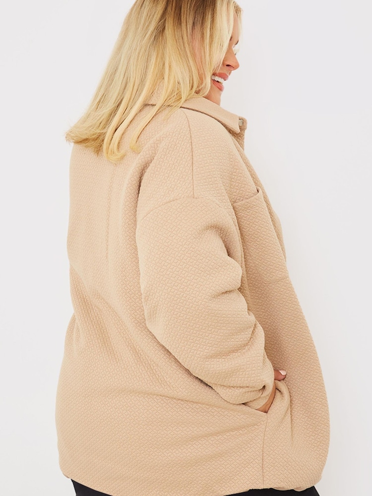 In The Style Stone Curve Jess Millichamp Quilted Shacket - Image 2 of 5 In The Style Stone Curve Jess Millichamp Quilted Shacket - Image 2 of 5