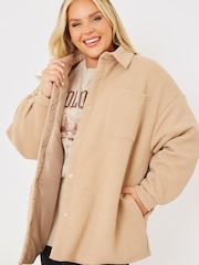 In The Style Stone Curve Jess Millichamp Quilted Shacket - Image 4 of 5