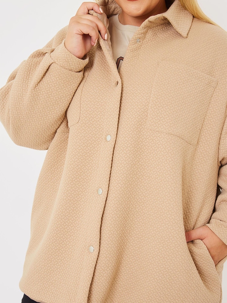 In The Style Stone Curve Jess Millichamp Quilted Shacket - Image 5 of 5 In The Style Stone Curve Jess Millichamp Quilted Shacket - Image 5 of 5