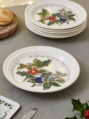 Portmeirion The Holly and the Ivy Plate Set of 6 20cm Plates - Image 1 of 3