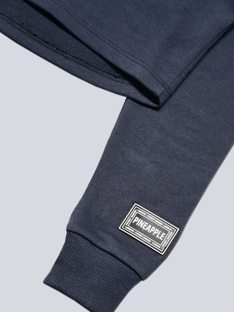 Mädchen Kurz geschnittenes Kapuzensweatshirt mit Logo - Bild 4 von 4 Mädchen Kurz geschnittenes Kapuzensweatshirt mit Logo - Bild 4 von 4
