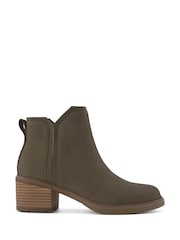 TOMS Hailey Black Boots in Water Resistant Leather - Image 1 of 5