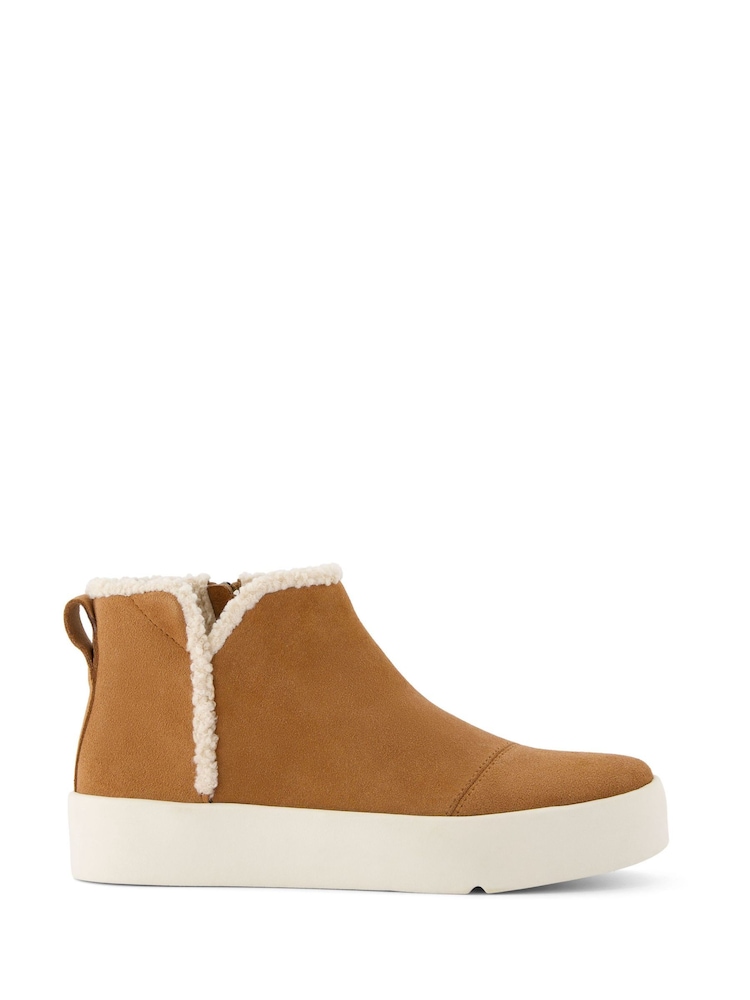 TOMS Verona Mid Brown Trainers in Sugar in with Faux Fur - Image 1 of 5