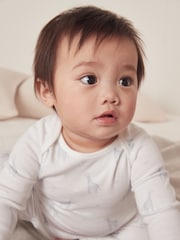 The White Company 100% Cotton Giraffe Print White Sleepsuit - Image 2 of 4