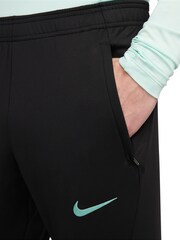 Nike Black Chelsea Strike Training Joggers - Image 4 of 4