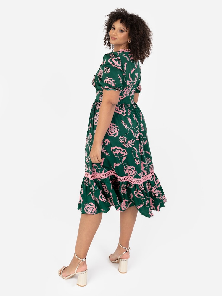 Grün - Lovedrobe Midikleid mit Puffärmeln und Stufensaum - Bild 2 von 5
