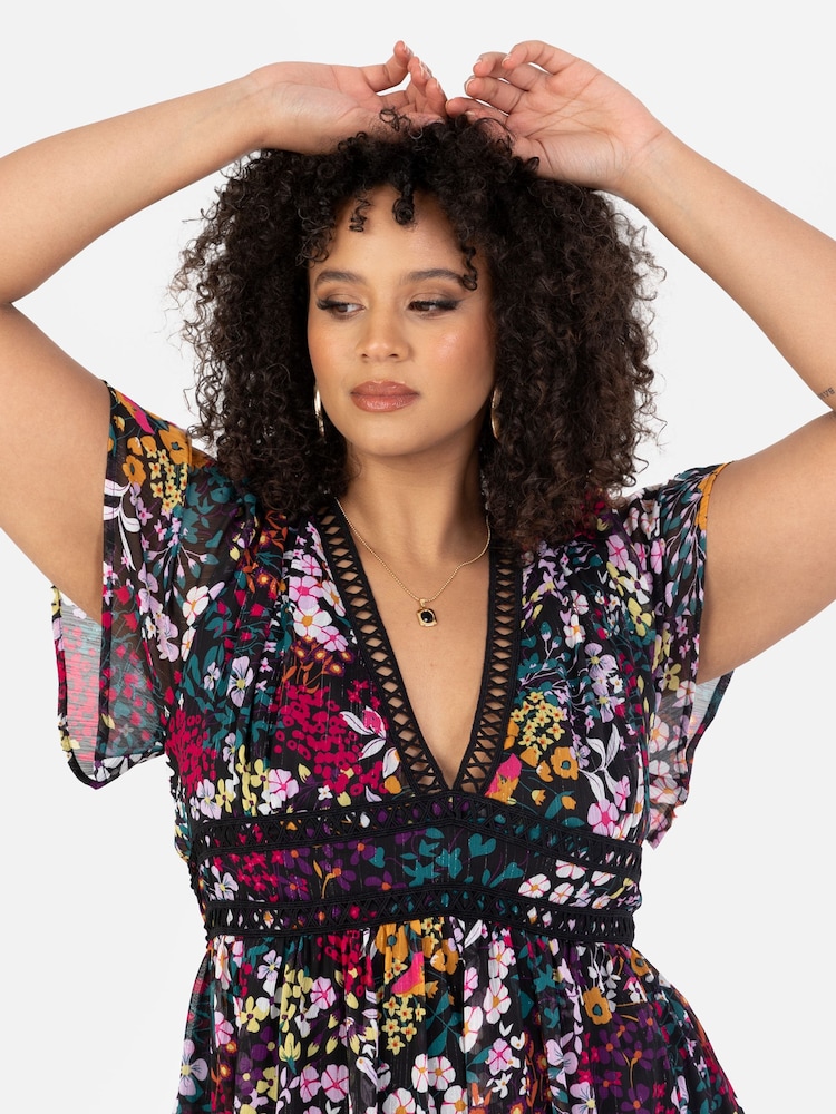 Lovedrobe V-Neck Angel Sleeve Maxi Dress With Trims - Image 5 of 5