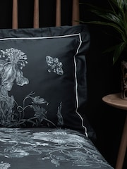 Timorous Beasties 100% Cotton Tendril Spill Duvet Cover and Pillowcase Set - Изображение 3 из 9