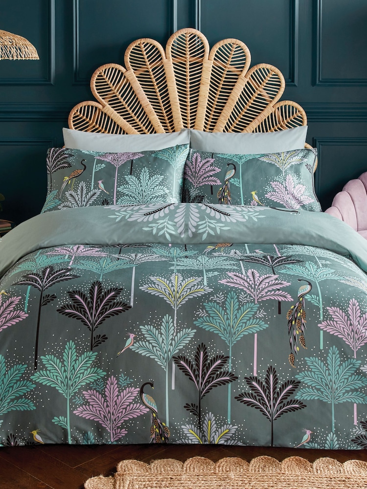 Sara Miller Dark Sage 100% Cotton Peacock Filigree Duvet Cover and Pillowcase Set - Image 2 of 6
