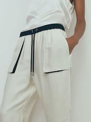 Reiss Neutral Pearl Relaxed Contrast Detail Cargo Trousers - Image 3 of 6