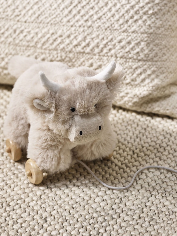 The White Company Natural Pull Along Hattie Highland Cow - Image 1 of 3