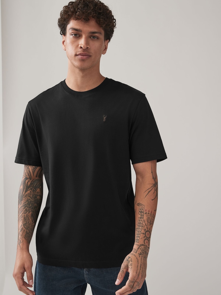 Noir/Burgs/White/Gris - Ajustement régulier - T-shirt en coton 100% 4 Paquet - Image 3 of 15
