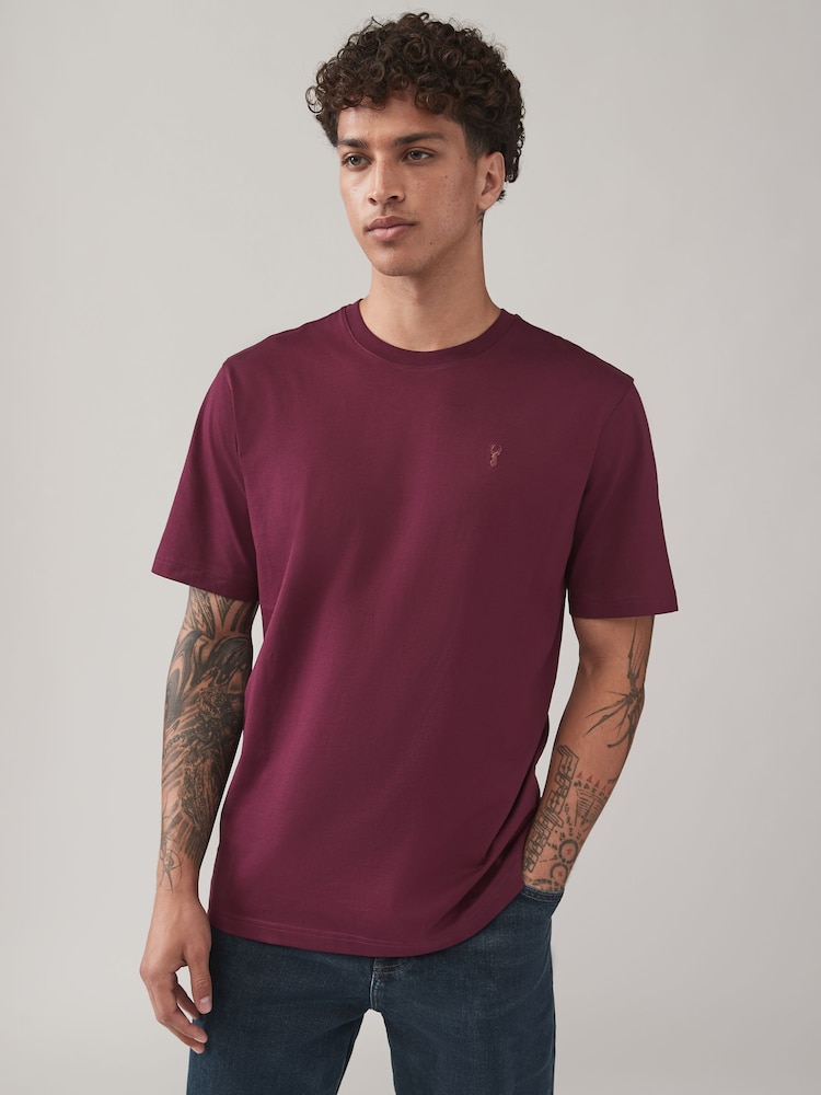 Noir/Burgs/White/Gris - Ajustement régulier - T-shirt en coton 100% 4 Paquet - Image 4 of 15