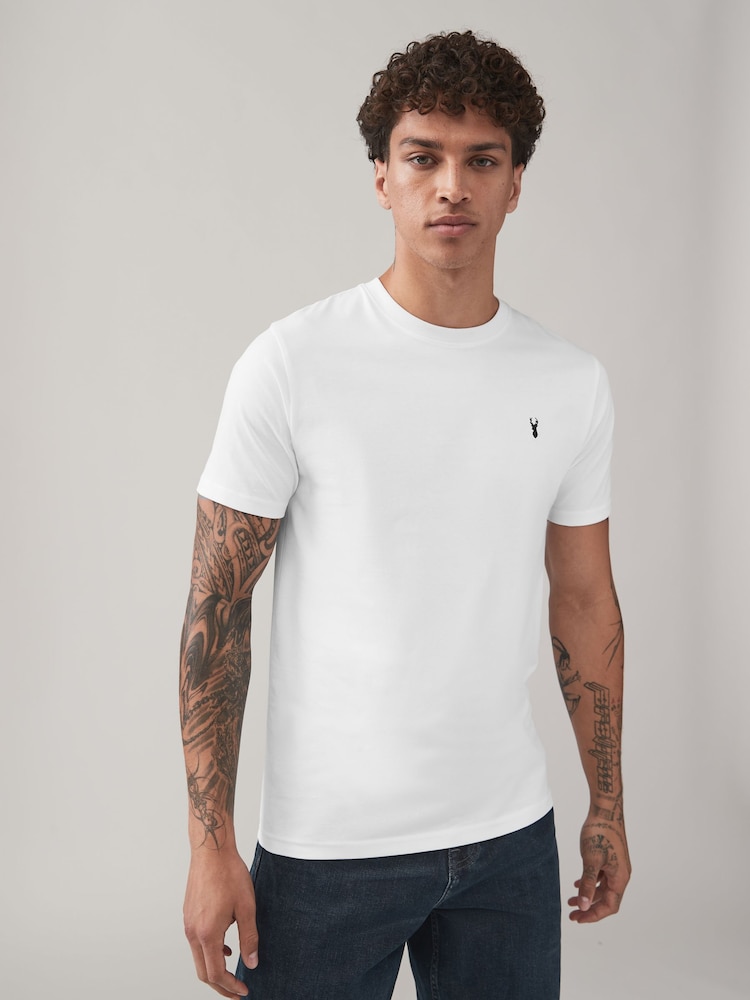 Noir/Burgs/White/Gris - Ajustement régulier - T-shirt en coton 100% 4 Paquet - Image 5 of 15