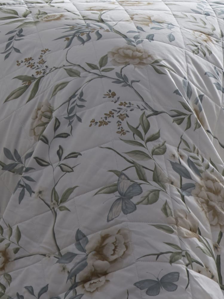 Dreams & Drapes Green Amelle Reversible Bedspread - Image 3 of 3