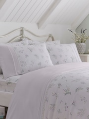 Dreams & Drapes Chloe Lace Detail Duvet Cover Set - Imagen 2 de 3