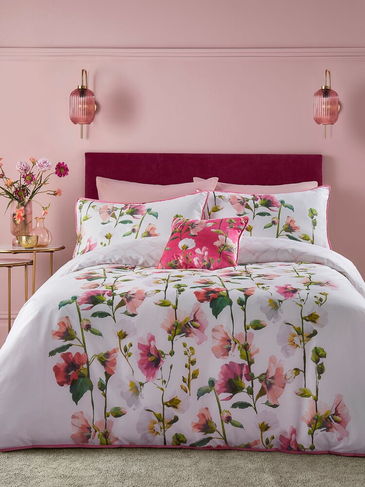 Soiree Pink Layla Luxury 500 Thread Count Duvet Cover Set - Image 1 of 5
