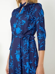 Sosandar Blue Forest Sprig Collared Fit & Flare Dress - Image 4 of 5