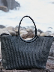 Sosandar Black Oversized Faux Leather Woven Tote Bag - Image 2 of 5