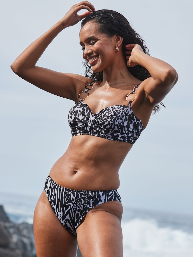 Sosandar White Hipster Bikini Bottoms - Image 1 of 6