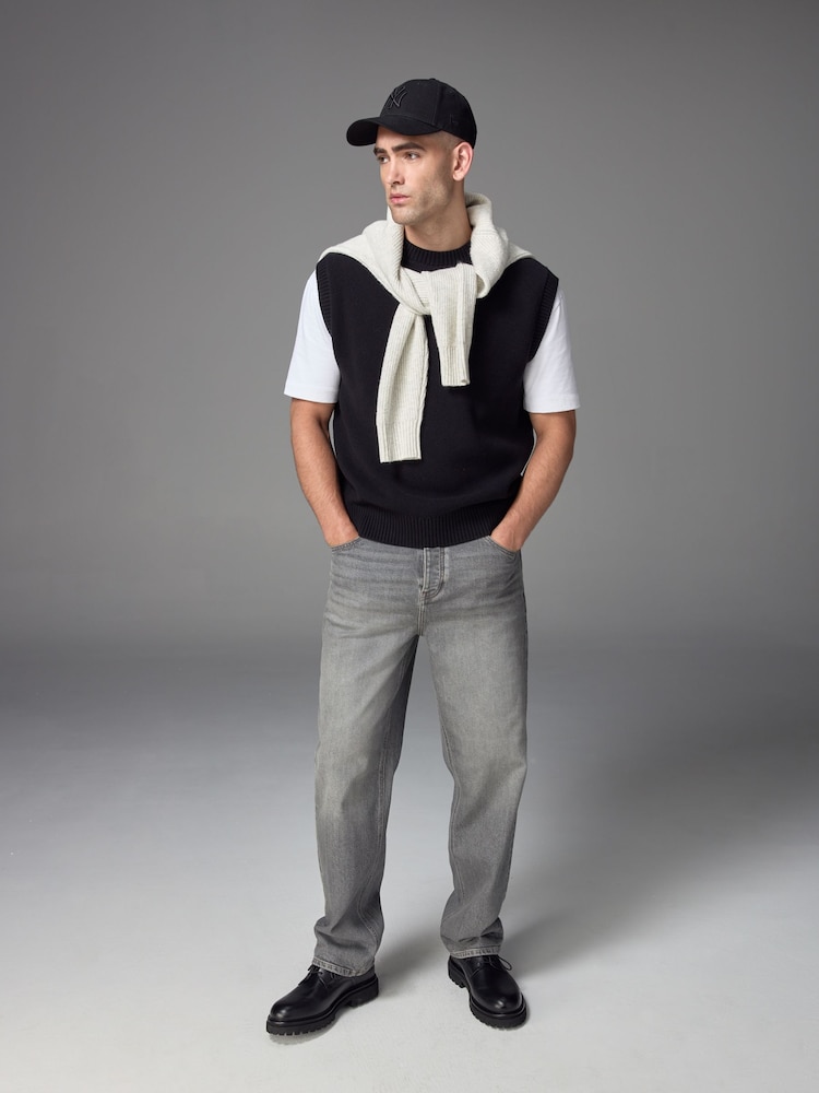 Grey Washed Relaxed Fit Vintage Wash Denim Jeans - Image 2 of 12