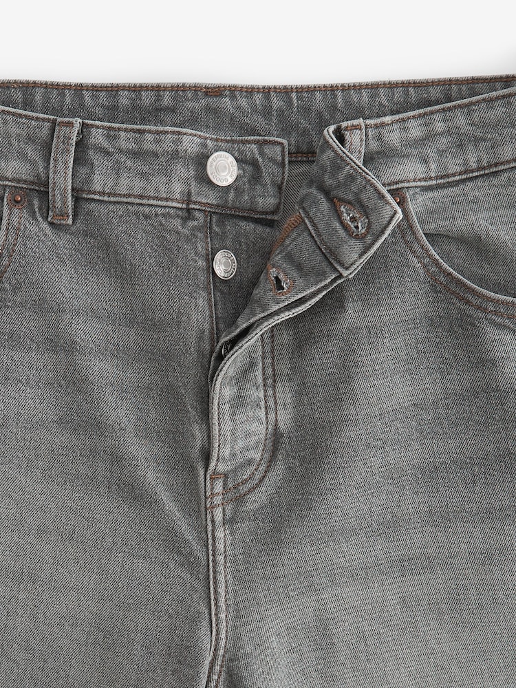 Grey Washed Relaxed Fit Vintage Wash Denim Jeans - Image 9 of 12