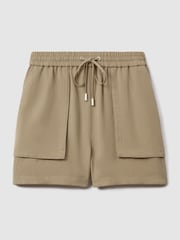 Reiss Khaki Isador Drawstring Shorts with TENCEL™ Fibers - Image 2 of 6