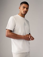 Navy Blue/Burgundy Red/Grey Relaxed Fit Graphic Print Heavyweight 100% Cotton T-Shirt - Image 3 of 10