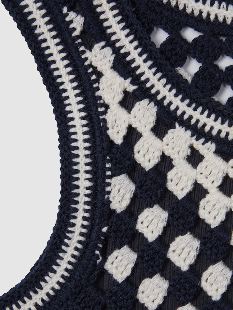 Reiss Ivory Sabrina Crochet Cotton Crew Neck Vest - Image 4 of 4