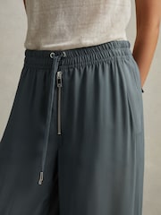 Reiss Blue Cameilla Drawstring Zip-Front Wide Leg Trousers - Image 4 of 6