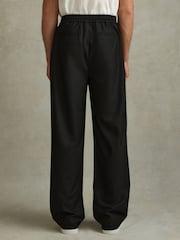 Reiss Black Arden Relaxed Twill Drawstring Trousers - Image 5 of 6