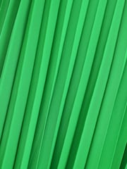 Quiz Green Pleated Chiffon Key Hole Neck Detail Midaxi Dress - Image 4 of 4