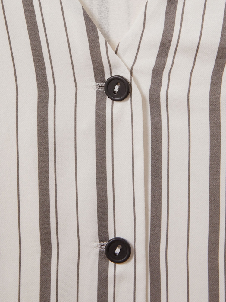 Reiss Ivory/Grey Francie Striped Drawstring Hem Waistcoat - Image 6 of 6