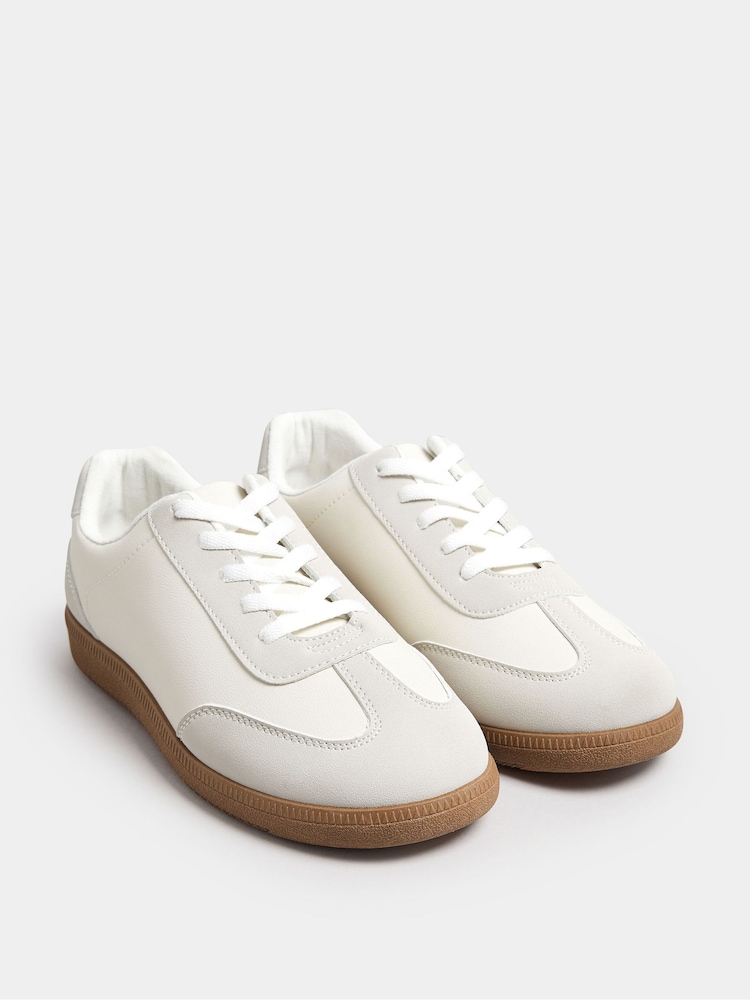 Yours Curve White Extra Wide Fit Retro Trainers Gum Sole - Image 2 of 5
