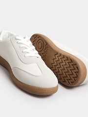 Yours Curve White Extra Wide Fit Retro Trainers Gum Sole - Image 3 of 5
