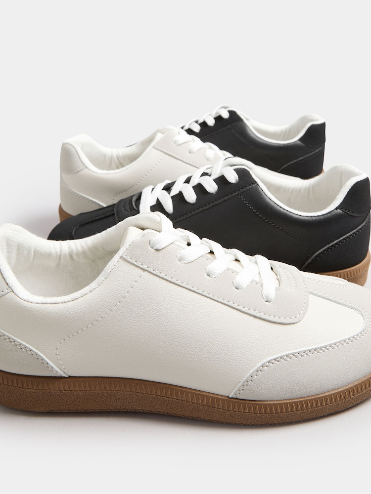 Yours Curve White Extra Wide Fit Retro Trainers Gum Sole - Image 5 of 5
