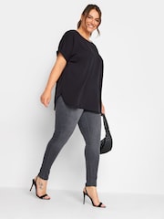 Yours Curve Black Boxy T-Shirt - Image 3 of 4