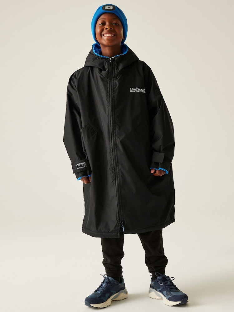 Regatta Black Junior Waterproof Fleece Lined Changing Robe - Image 3 of 9