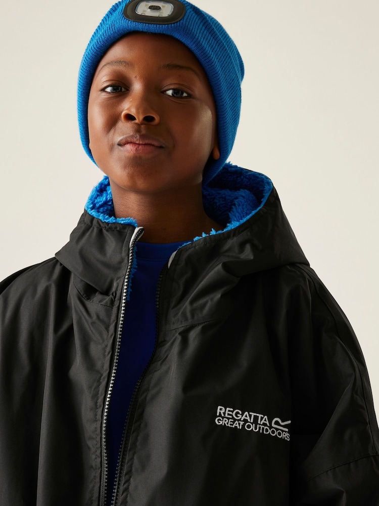 Regatta Black Junior Waterproof Fleece Lined Changing Robe - Image 5 of 9