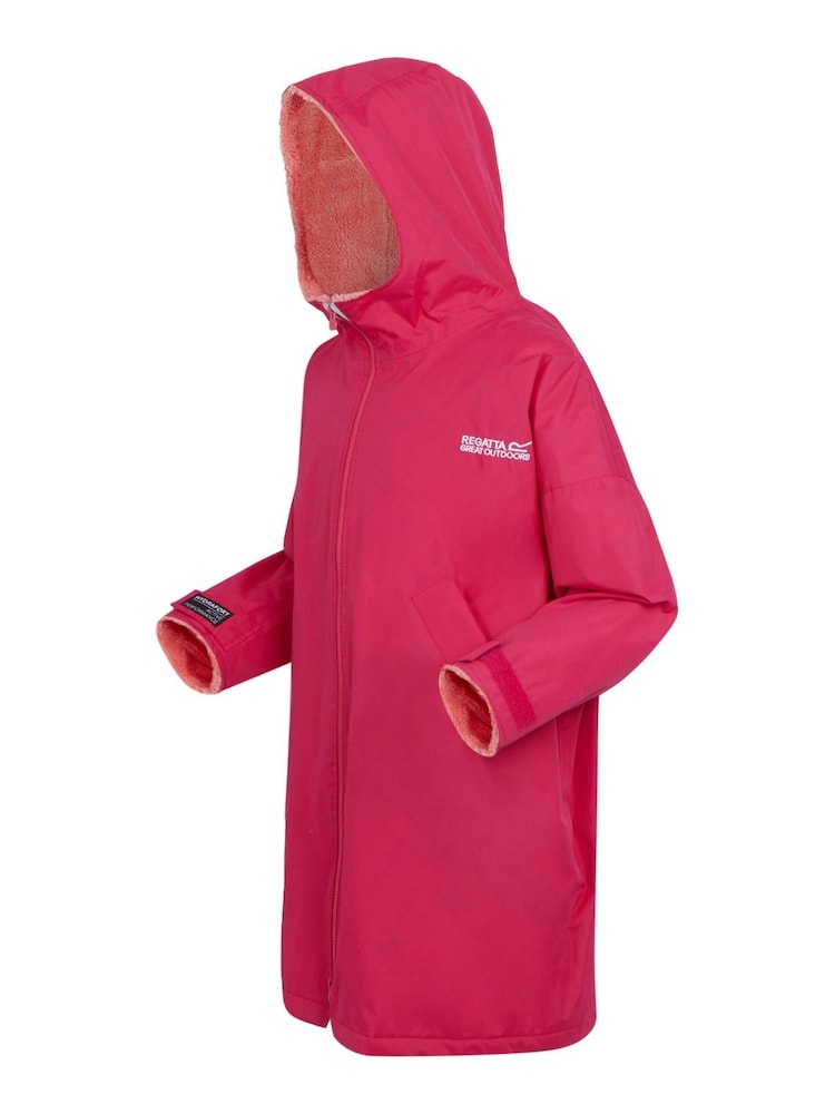Regatta Pink Junior Waterproof Fleece Lined Changing Robe - Image 8 of 8