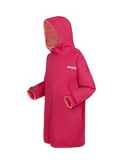 Regatta Pink Junior Waterproof Fleece Lined Changing Robe - Image 9 of 9