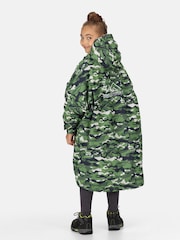 Regatta Green Junior Waterproof Fleece Lined Changing Robe - Image 5 of 11