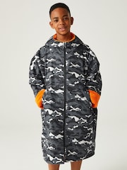 Regatta Black Grey Junior Waterproof Fleece Lined Changing Robe - Image 1 of 8