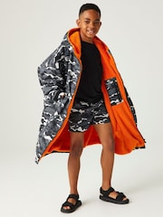 Regatta Black Grey Junior Waterproof Fleece Lined Changing Robe - Image 3 of 8