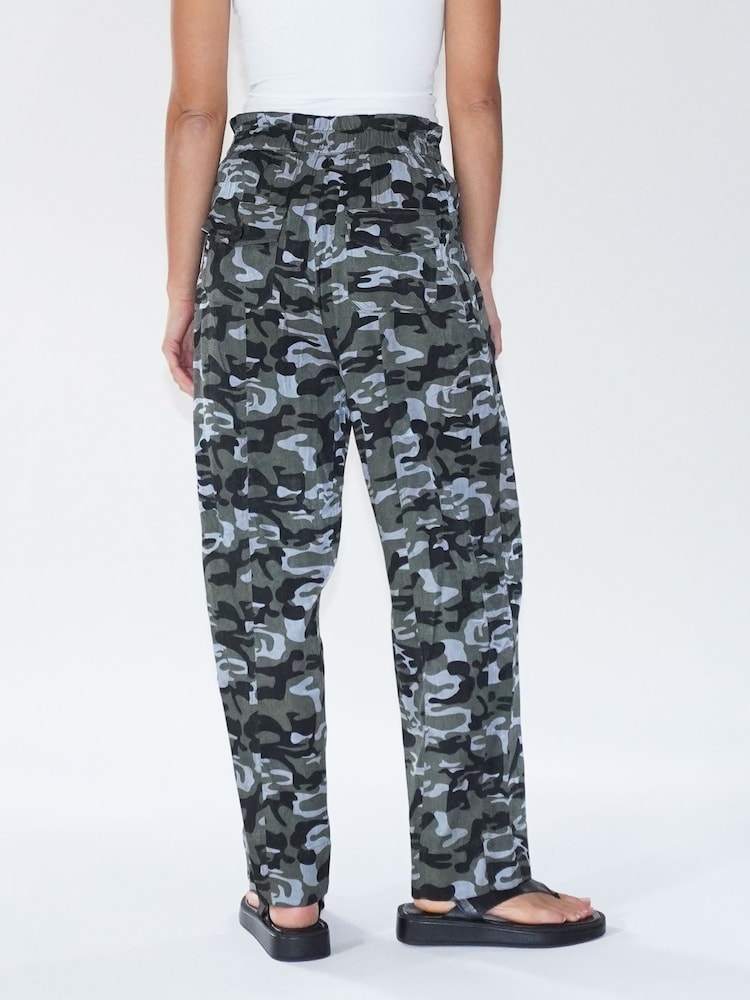 Religion Grey/Green Wide Lege Cargo Trousers in Soft Cotton - Image 2 of 6
