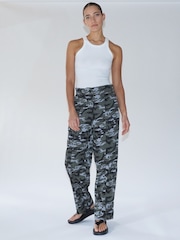 Religion Grey/Green Wide Lege Cargo Trousers in Soft Cotton - Image 4 of 6