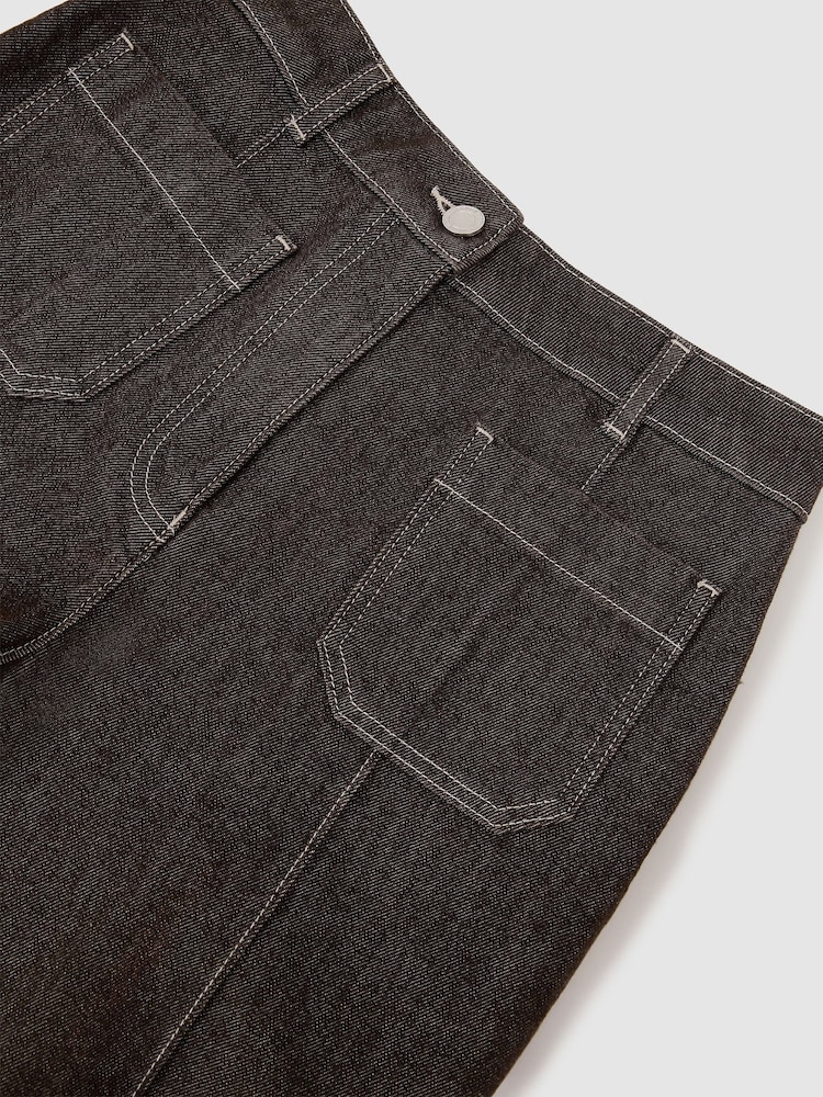 Brun - Reiss Sakura Flared Jeans med påsydde lommer - Bilde 11 av 11