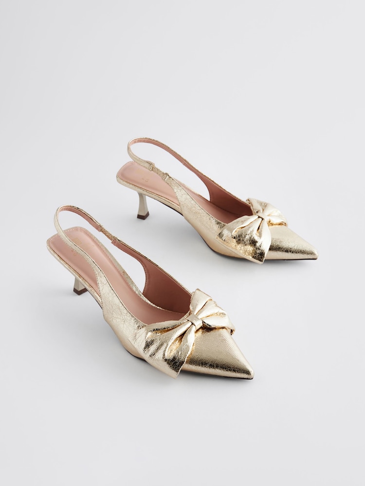 Or - Forever Comfort® à talons chaton avec nœud et bride arrière - Image 4 of 7